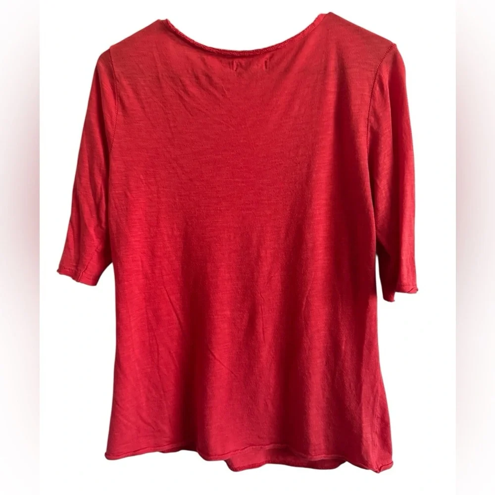 Lucky Brand Vibrant Pink Coral Scoop Neck 3 /4 Sleeve Peacock Blouse Size Medium - Picture 2 of 11